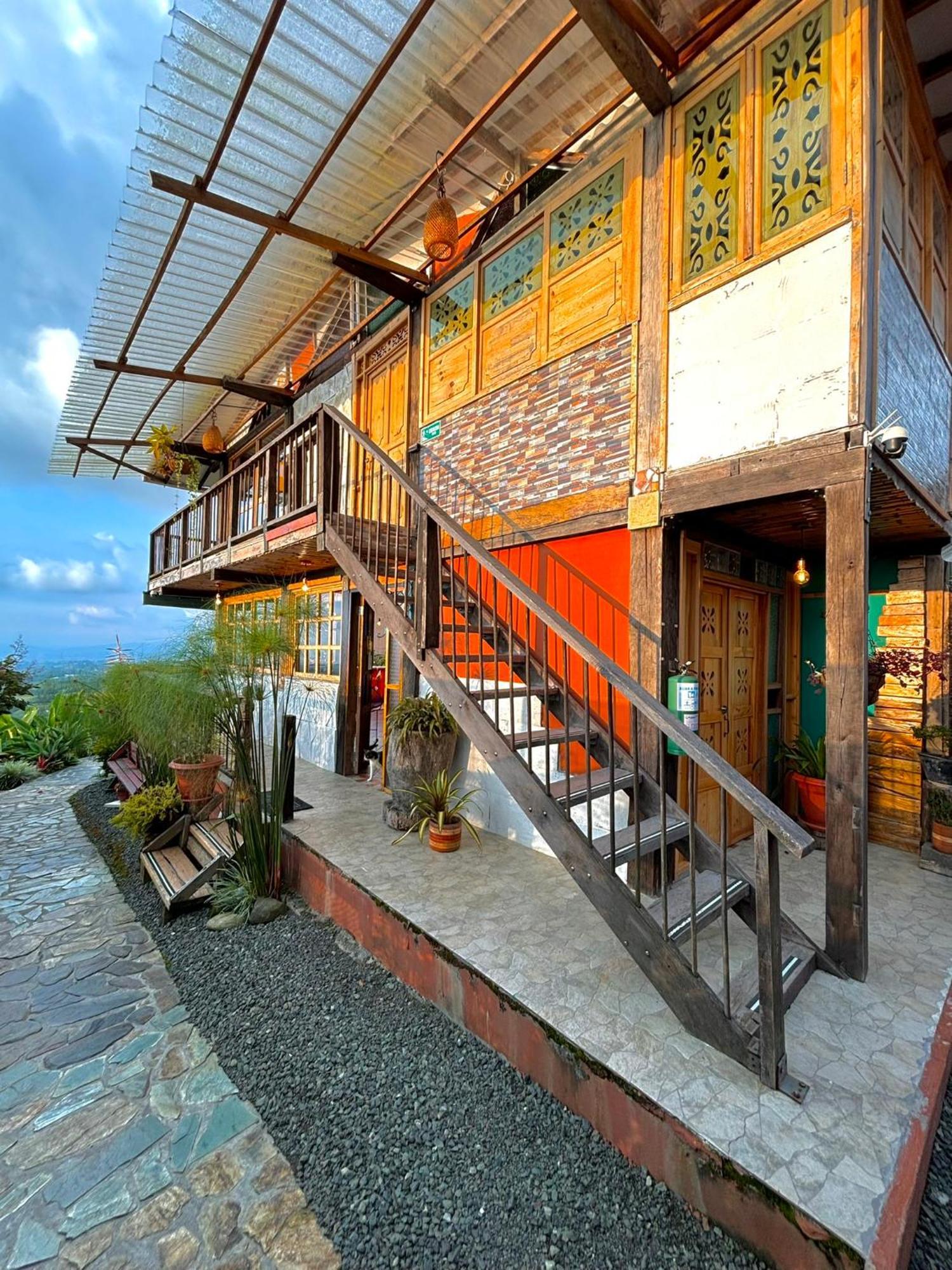 La Puesta Del Sol Hotel Filandia Luaran gambar
